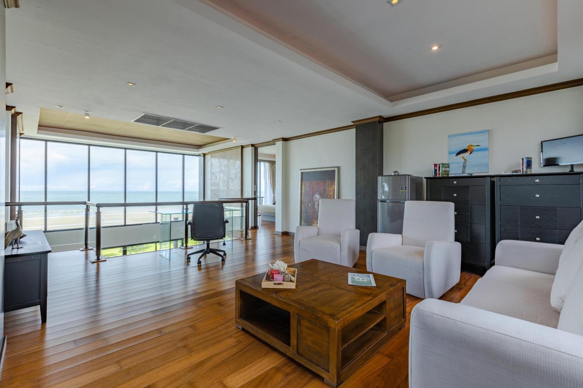Beachfront Modern 4 Bedroom Pool Villa - Rv HHQ Eksteriør bilde