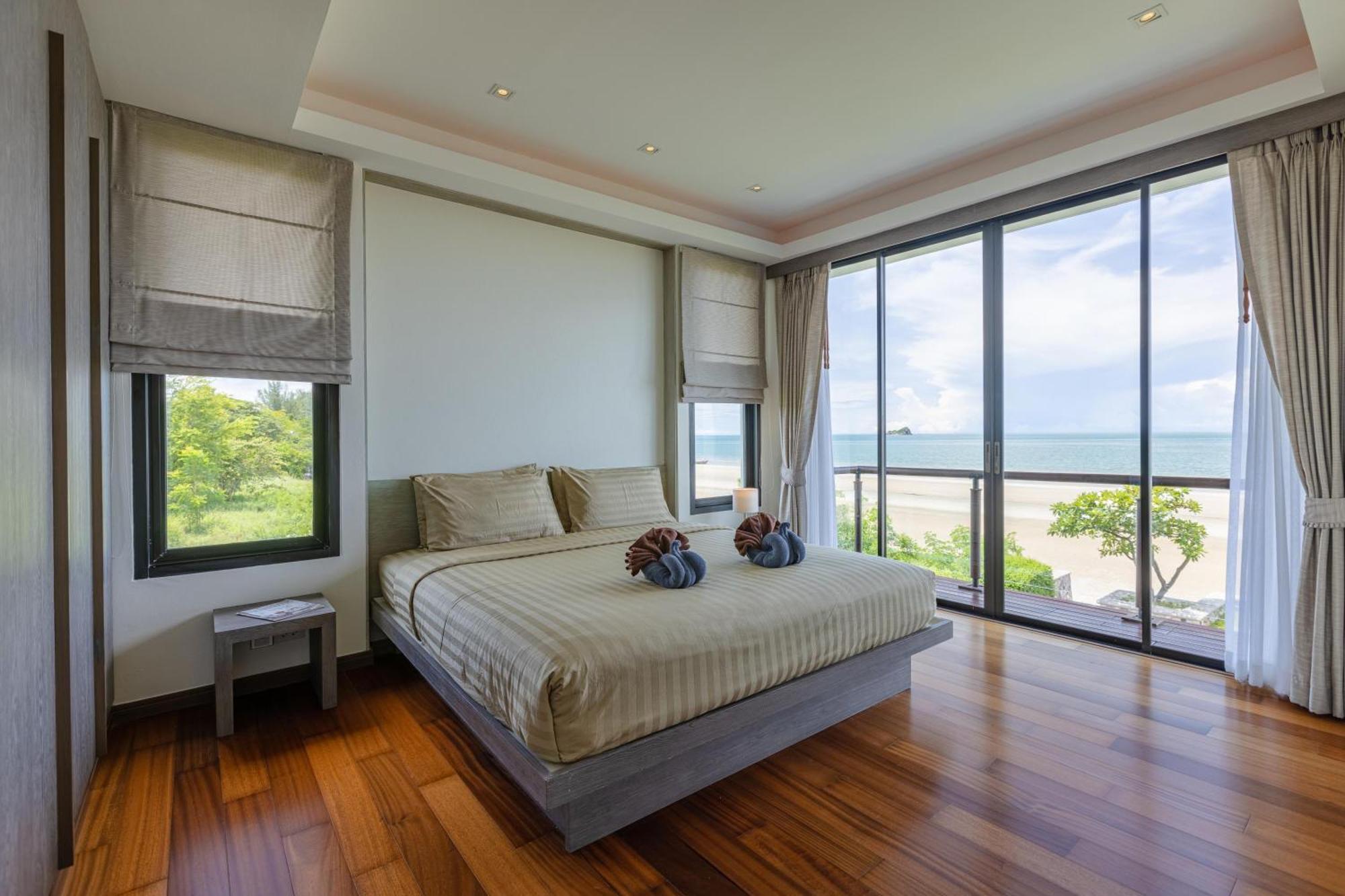 Beachfront Modern 4 Bedroom Pool Villa - Rv HHQ Eksteriør bilde