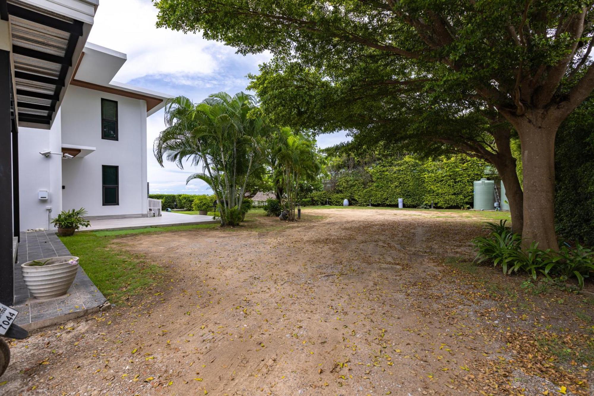 Beachfront Modern 4 Bedroom Pool Villa - Rv HHQ Eksteriør bilde