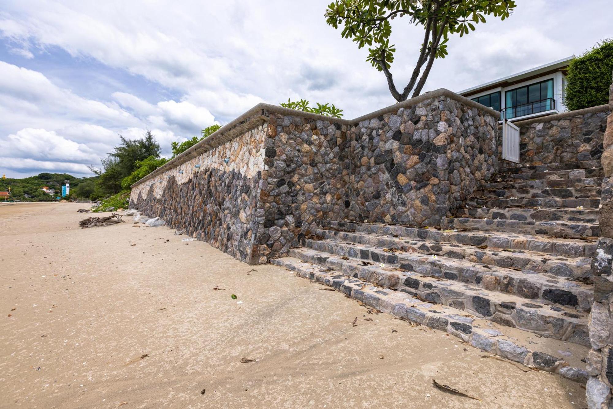 Beachfront Modern 4 Bedroom Pool Villa - Rv HHQ Eksteriør bilde